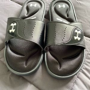 Under Armour slides sz 12 men new without tags